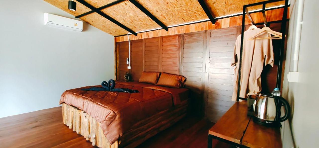 Kohmook Nurse House Ko Mook