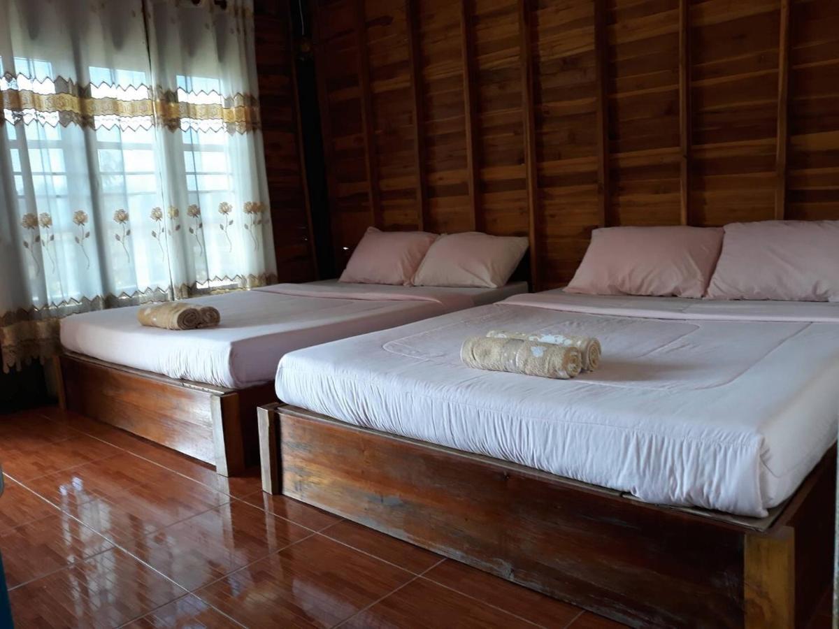 บ้านสวนศรเพชร * Phetchabun
