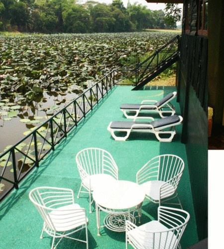 Water Land Golf & Hotel