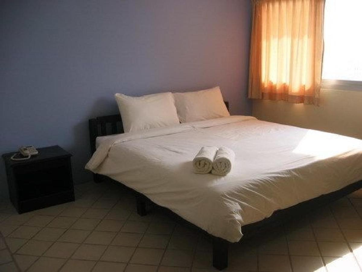 Life In Town Chiangmai Hotel 2*