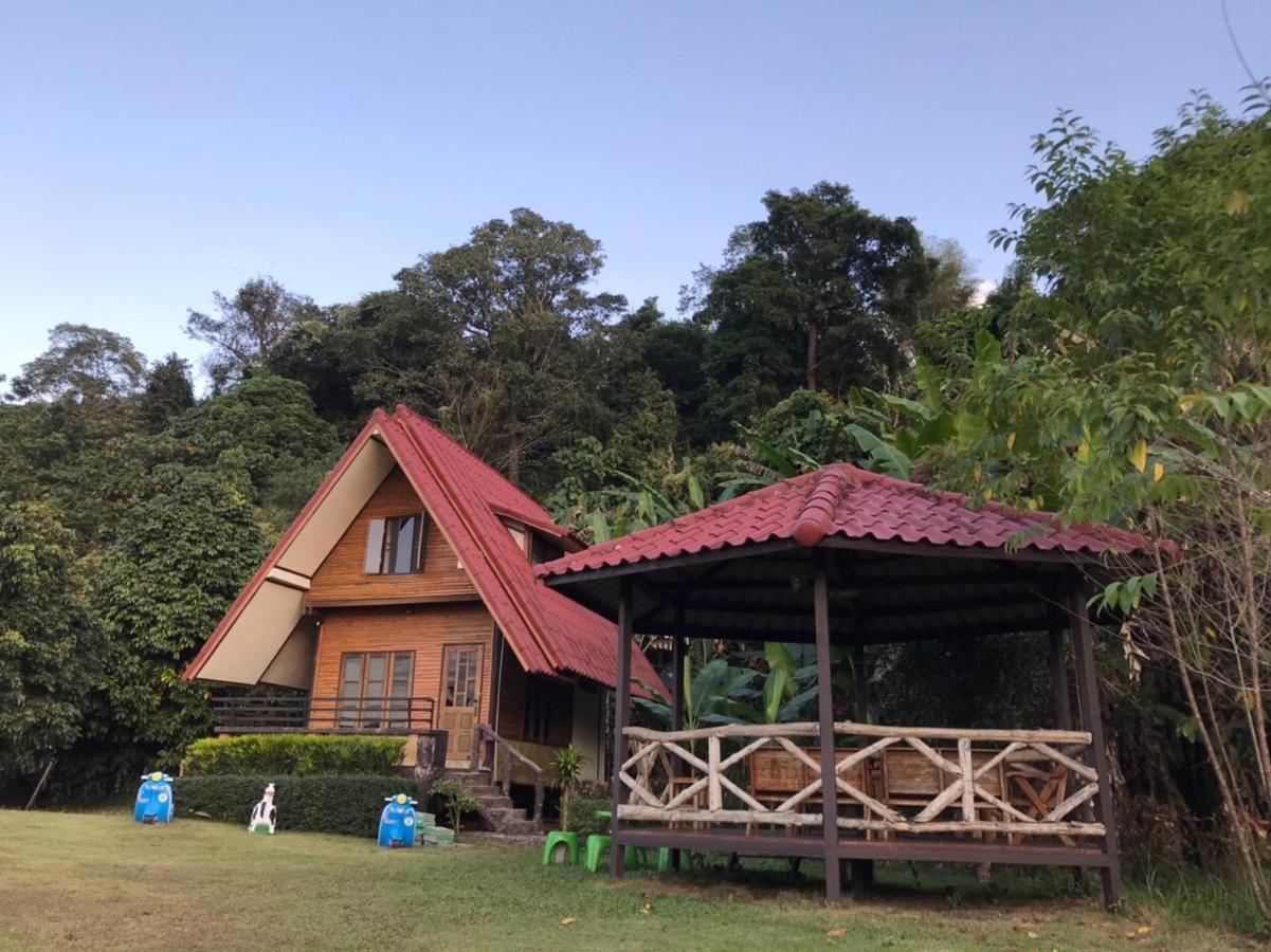 บ้านสวนศรเพชร Guest house Phetchabun