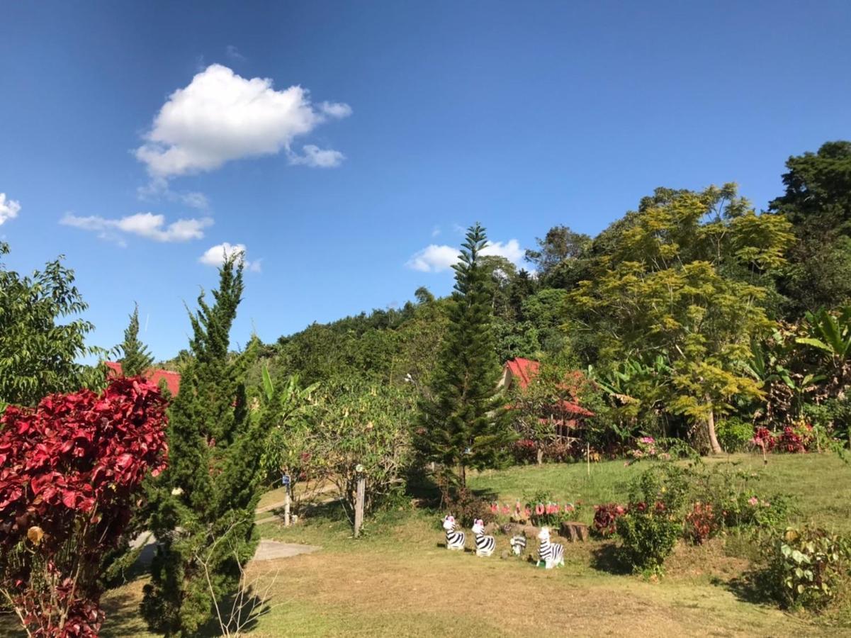 บ้านสวนศรเพชร *