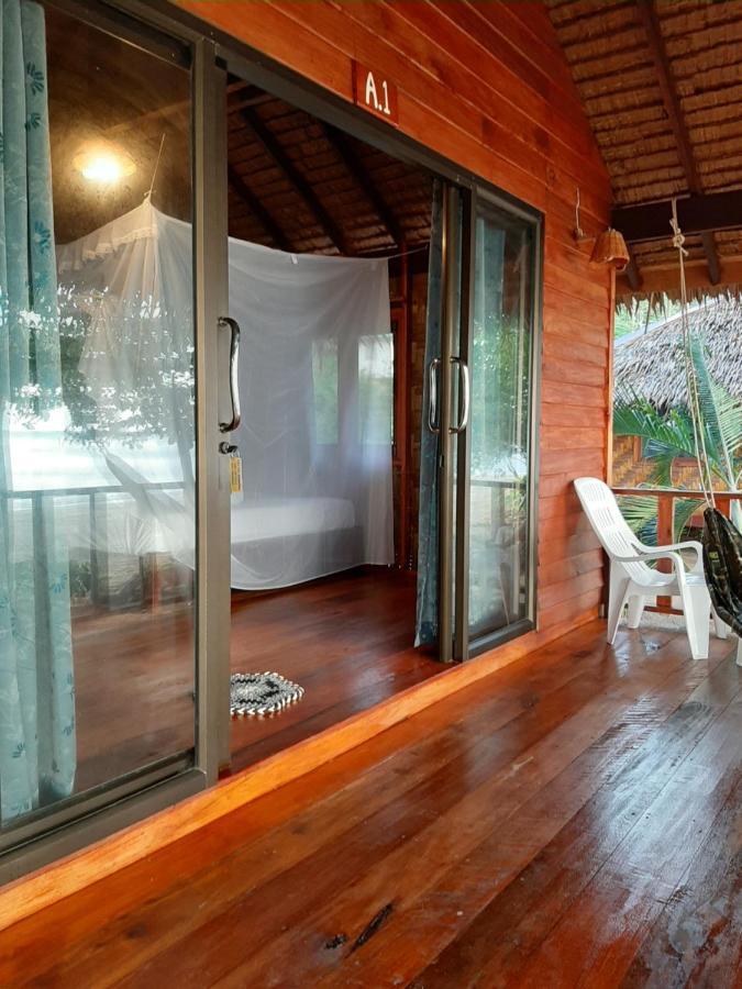 Cha Cha * Koh Jum