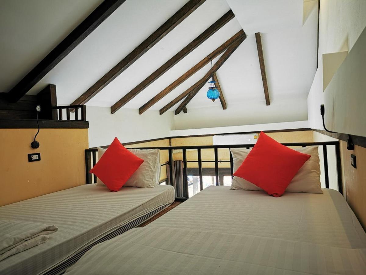 Resort Relax House Lanta Old Town Koh Lanta