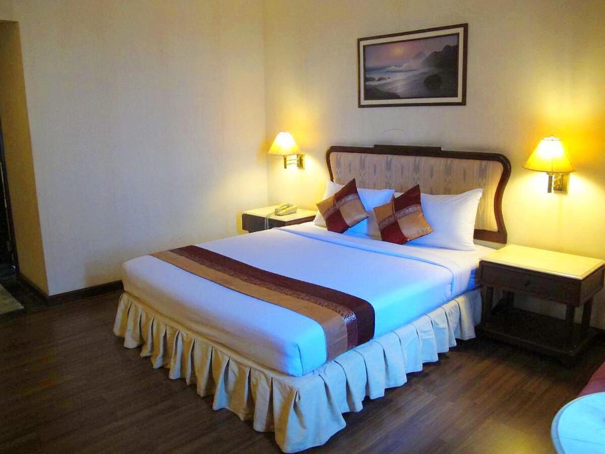 Hotel Lee Gardens