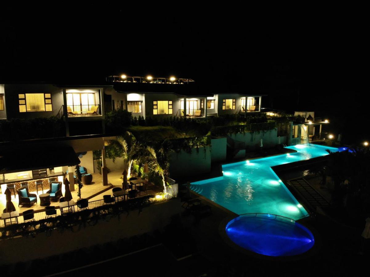 Villa Khaolak Blue Sky *