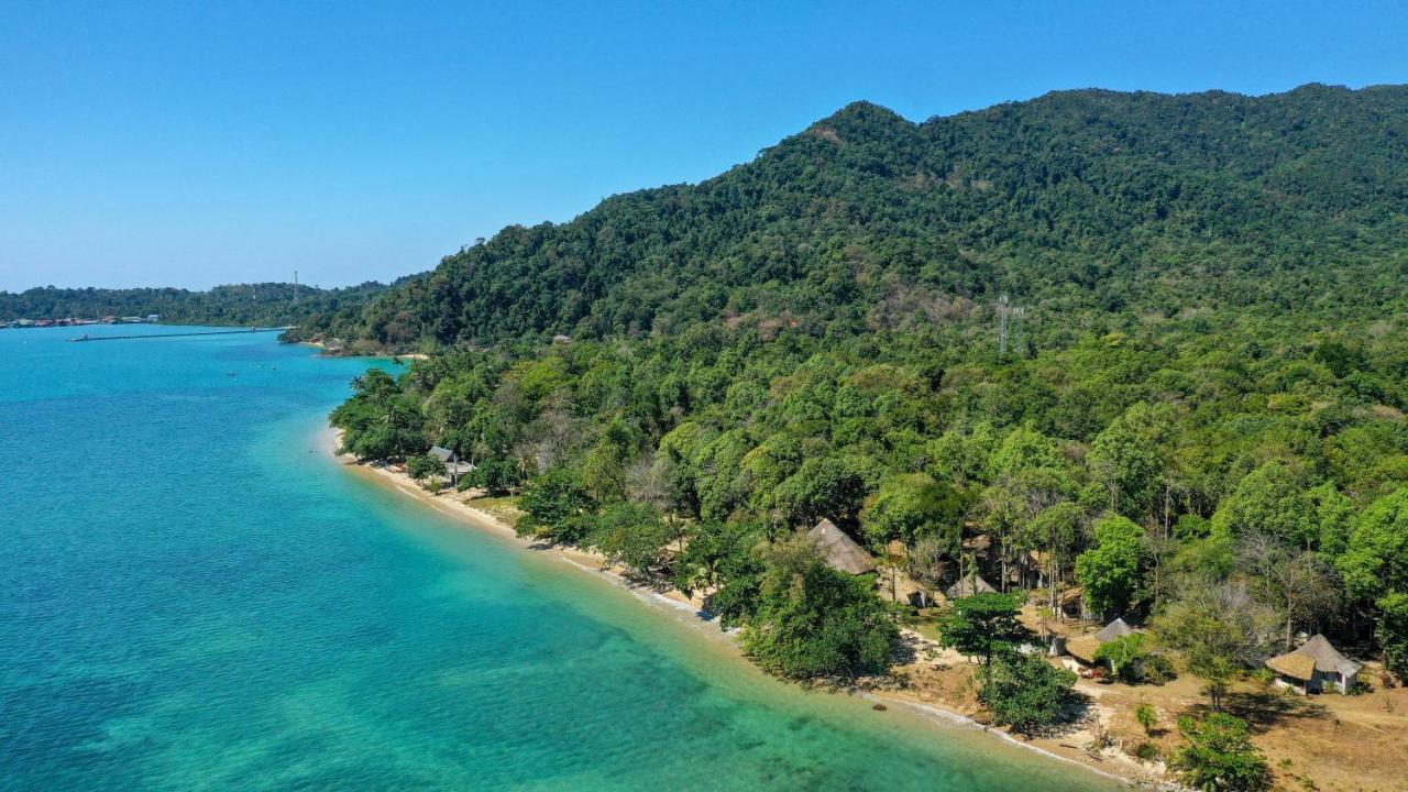 The Tropical Lodge *