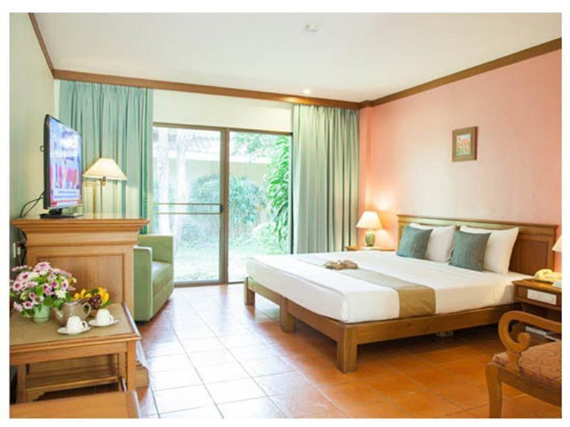 Resort Comsaed River Kwai Kanchanaburi
