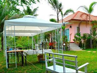 Phetnamneung Resort 3*