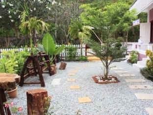 Adrian View Hotel