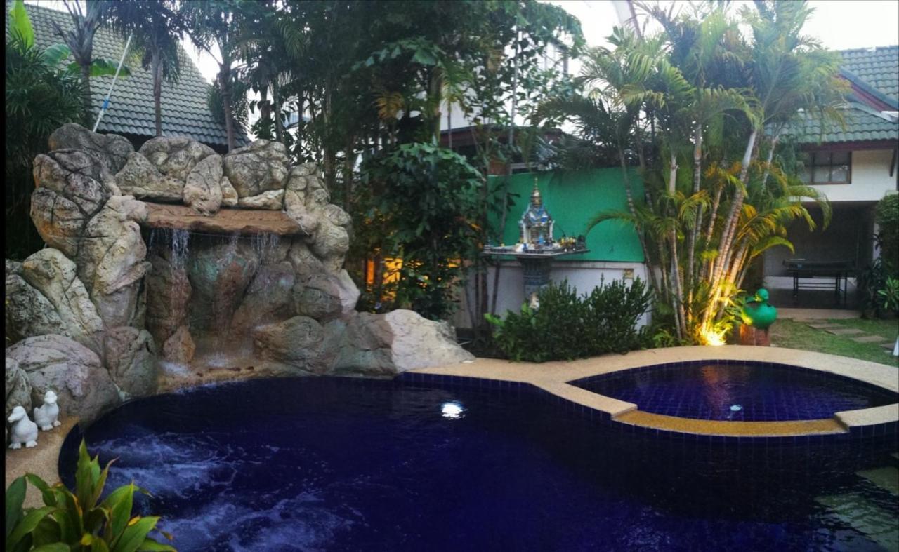 Private Pattaya * Nong Prue