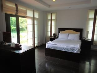 Sunrise Hotel Khanom