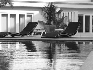 Lanta Loft Hotel 3*