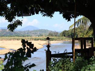 P&p Coffee & Maesariang Resort Mae Sariang
