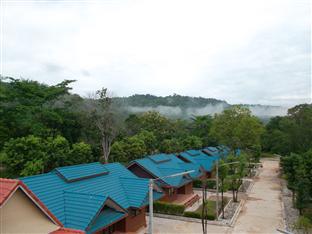 Phuaob Nam Sai Country Resort 3*