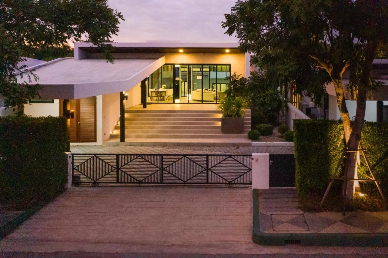 Moevenpick Luxury Villa2fl-private Pool-sha Certified