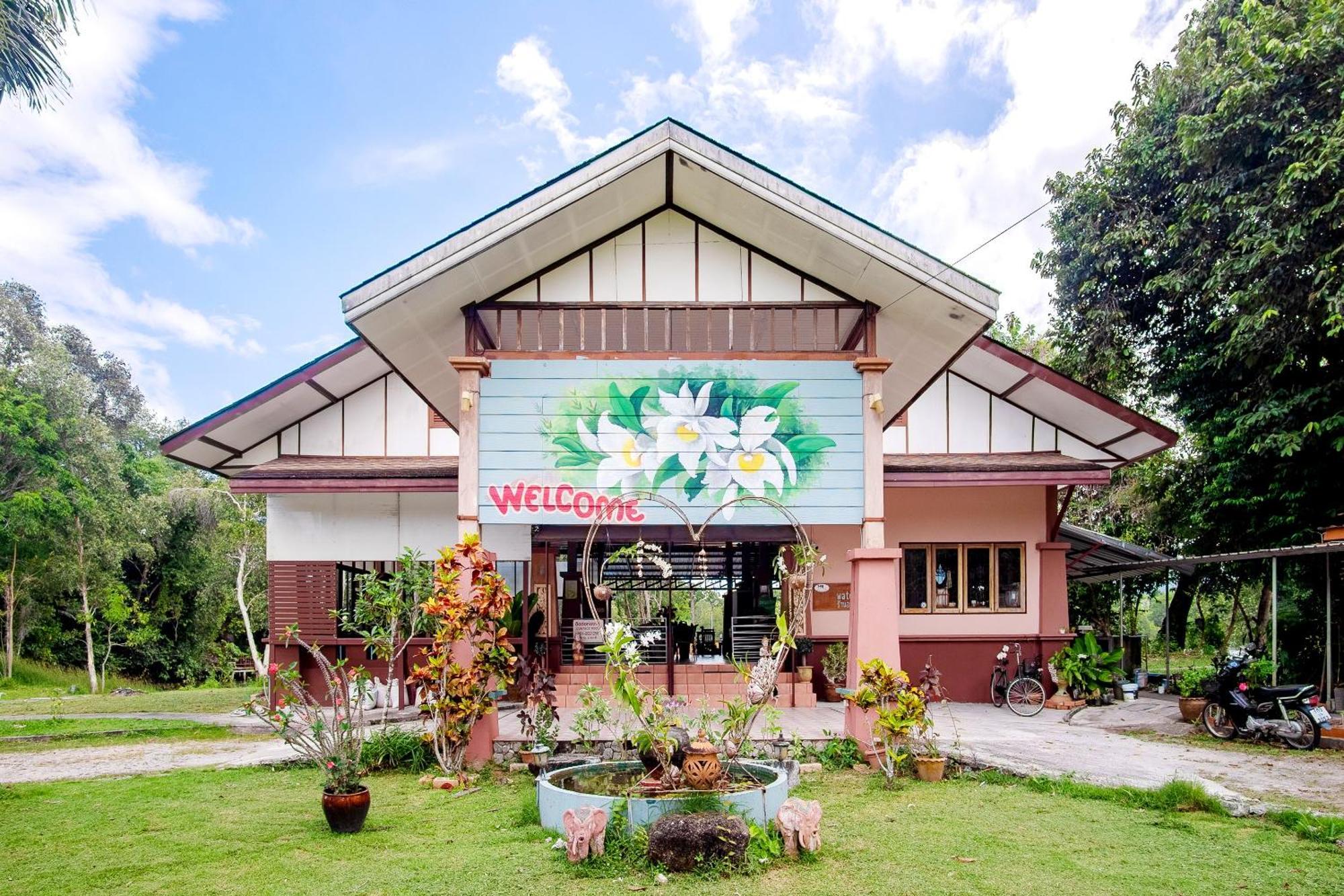 Hotel Oyo 479 Water Jade Natural 3*