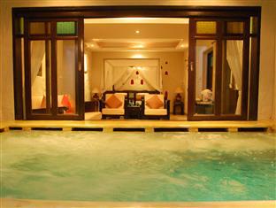 River Corner Resort 4*