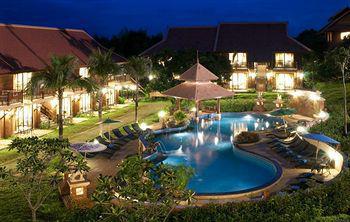 & Hotel 3*