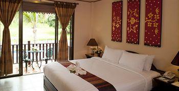 Hotel & 3*