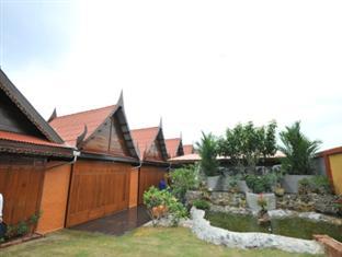 Ruenton Hotel 2*