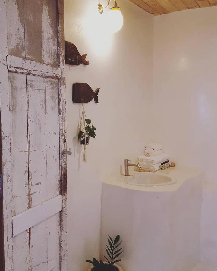 Maliblues Bed & Art Gallery Resort Chumphon