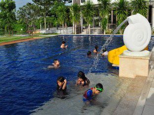 Naraya Riverside Hotel 2*