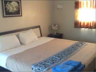 Moon River Hotel