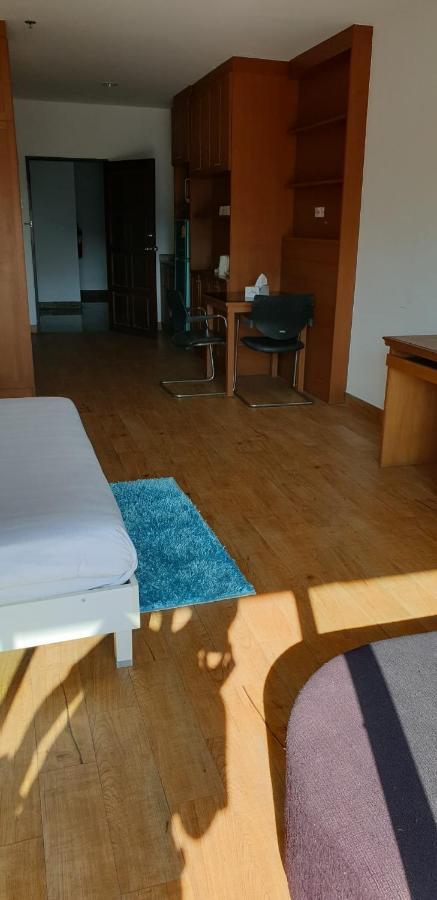 Hotel Vtsix At View Talay 6