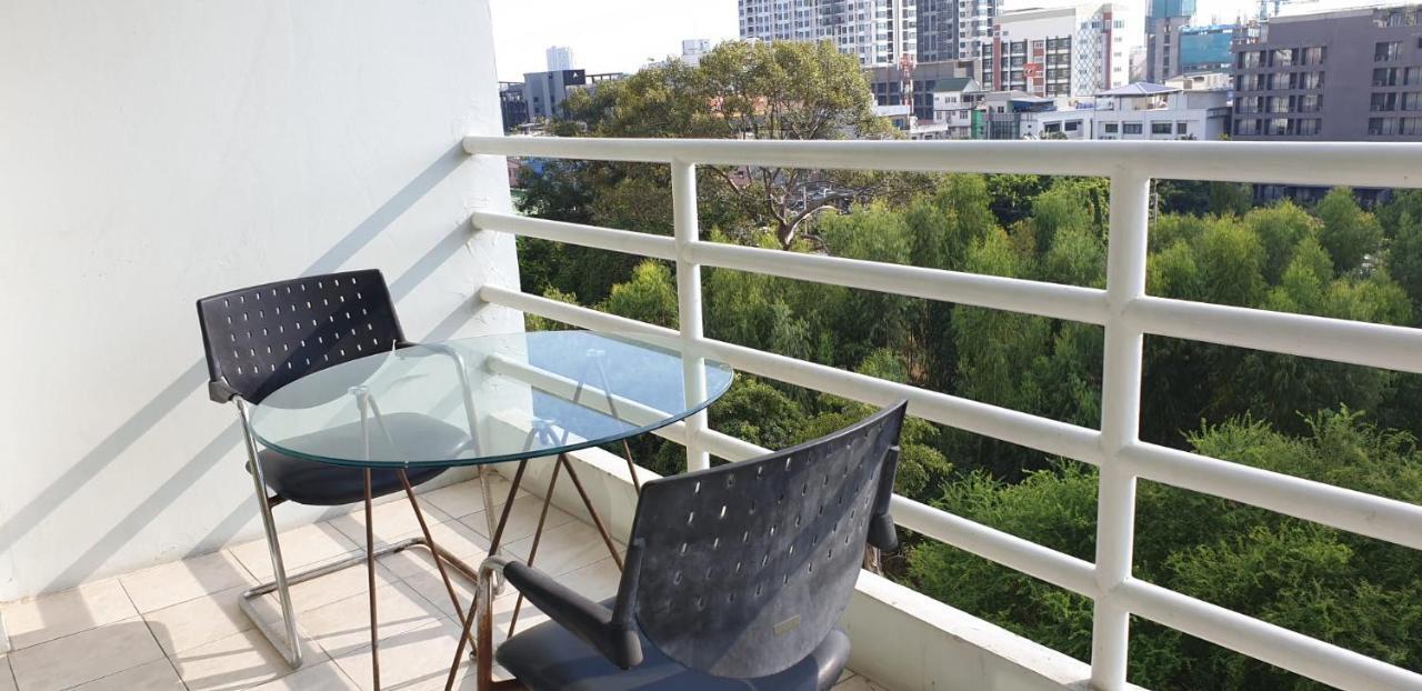 Hotel Vtsix At View Talay 6