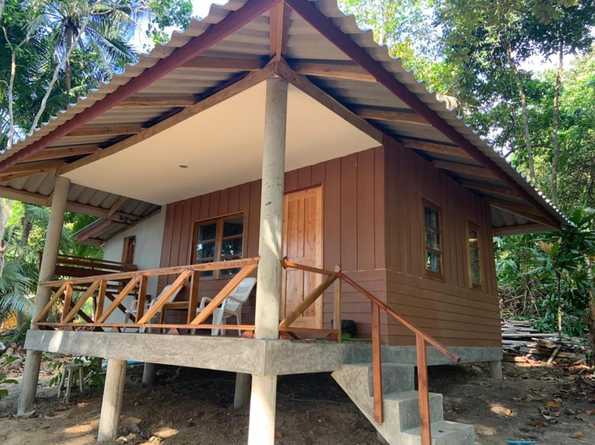 Sunset Resort Koh Chang Ranong