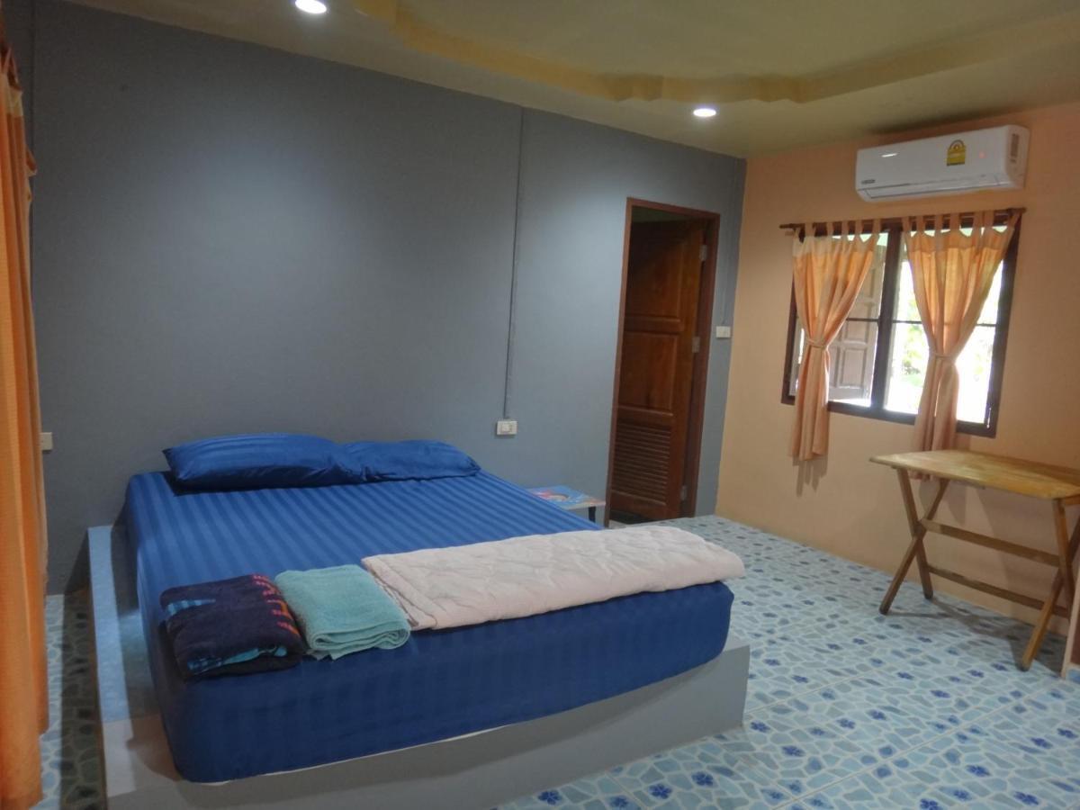 P'un House Guest house Koh Tao