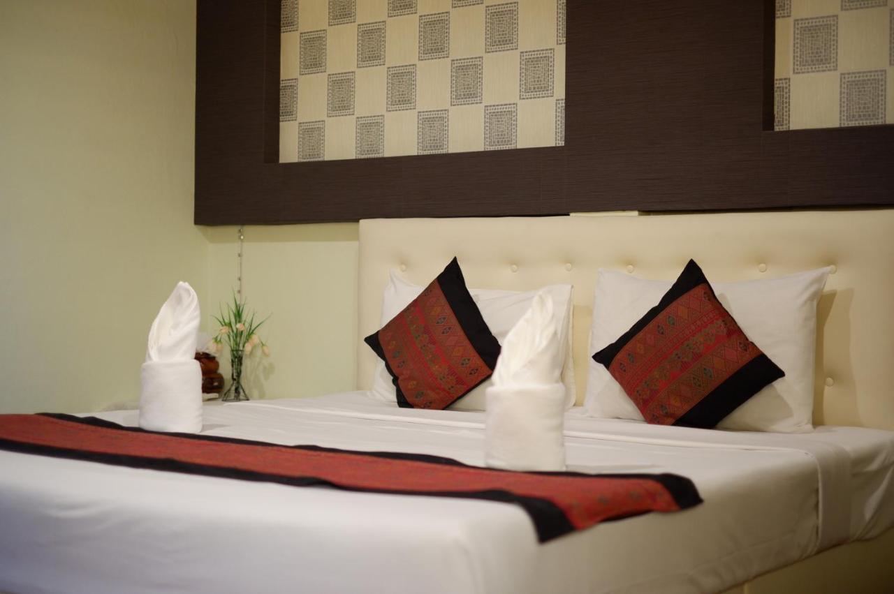 Khaolak Grand Hotel 3*