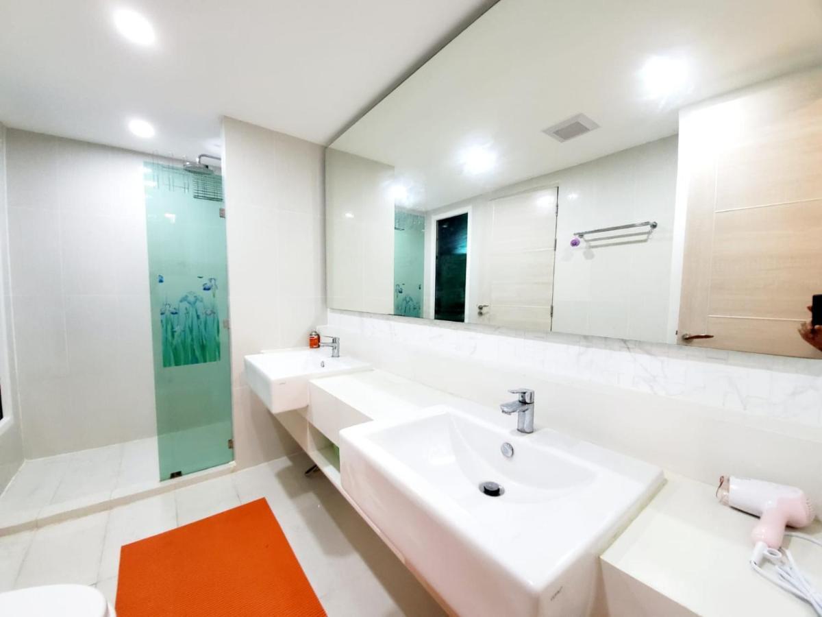 Seven Seas By Pavel Apartment
