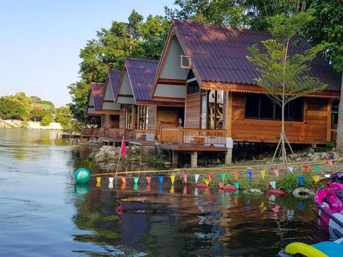 Pechpailin Resort 3*