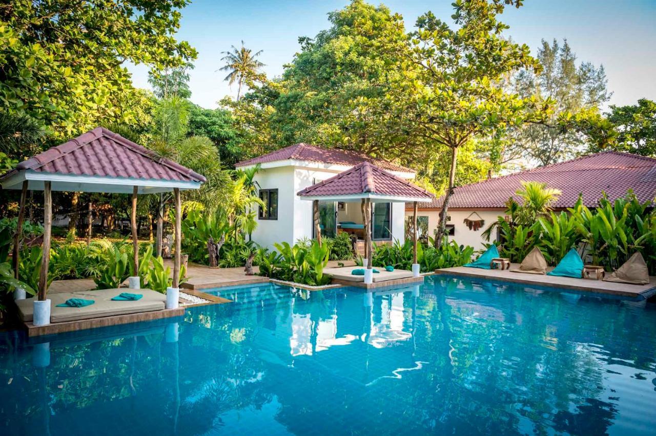 Inn By The Sea Boutique