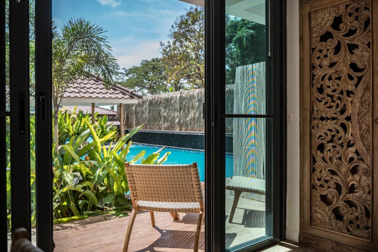 Inn By The Sea Boutique *