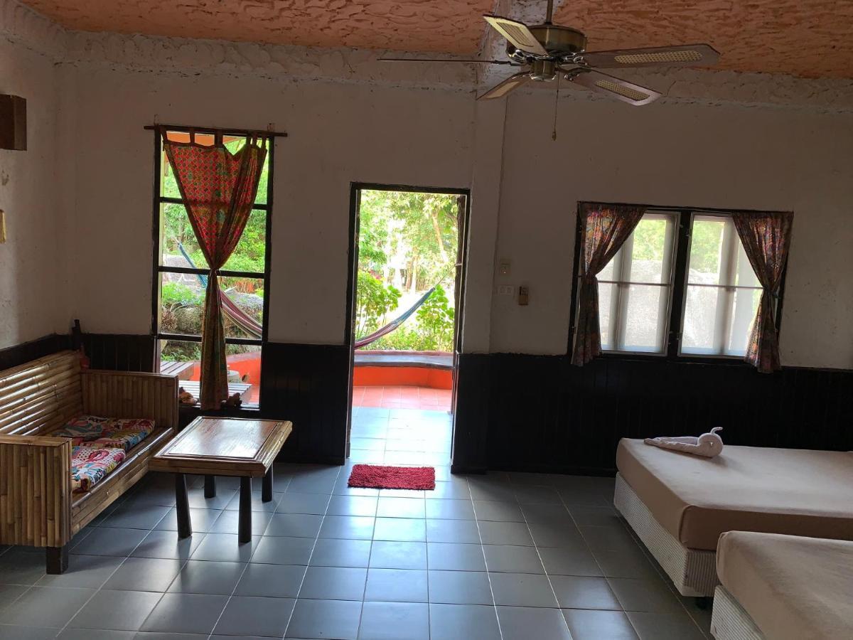 Thongtapan Resort 2*