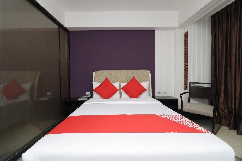 Oyo 115 Rich Boutique Hotel 2*