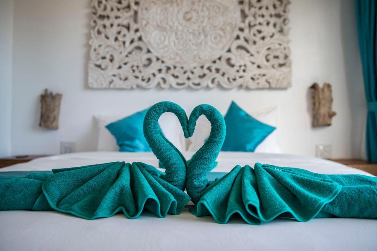 Inn By The Sea Boutique *