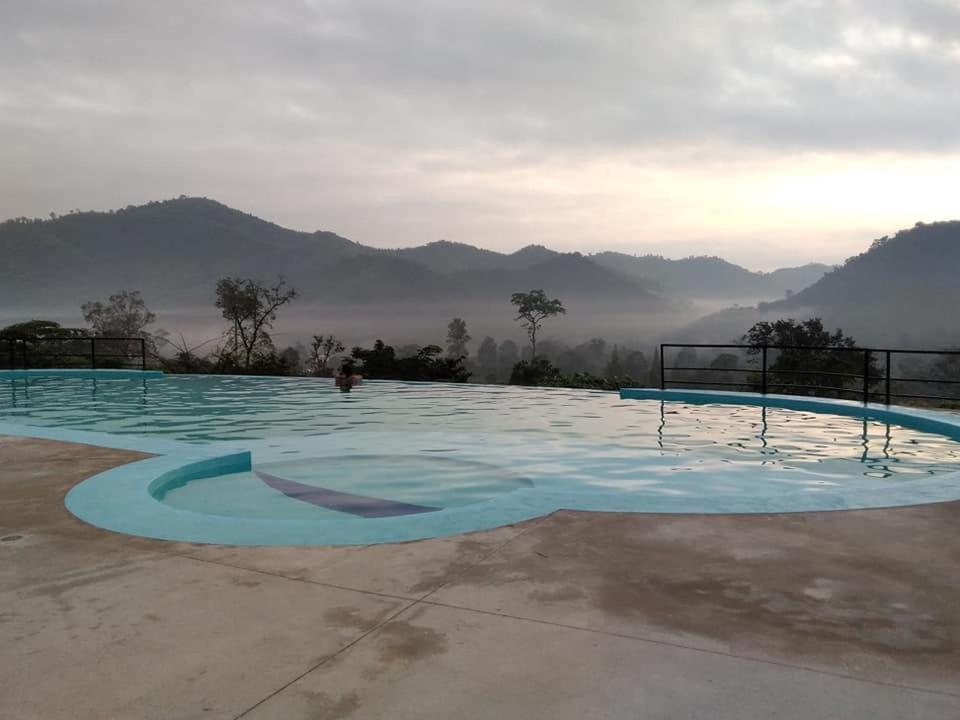 Khunkhao Tamnanprai Suan Phueng