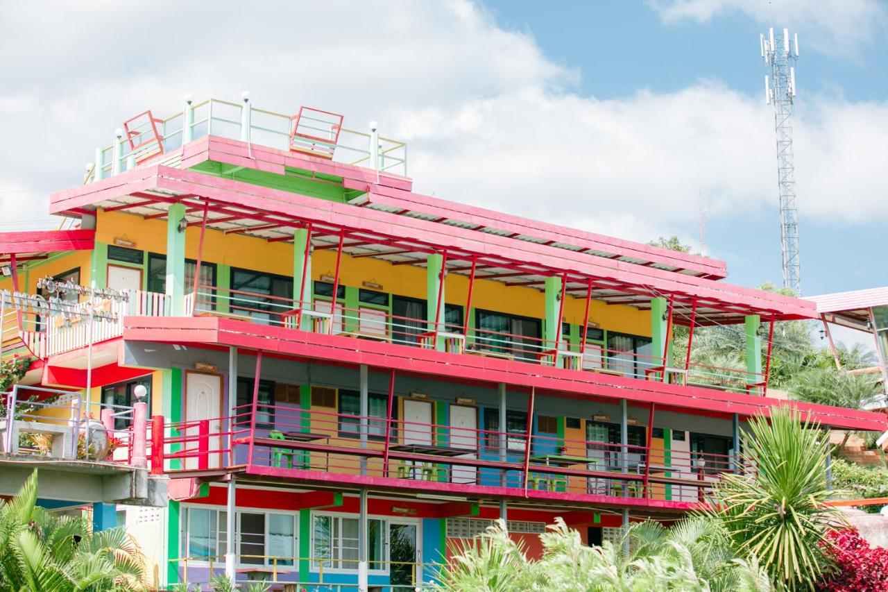 Resort กุหลาบแดง *