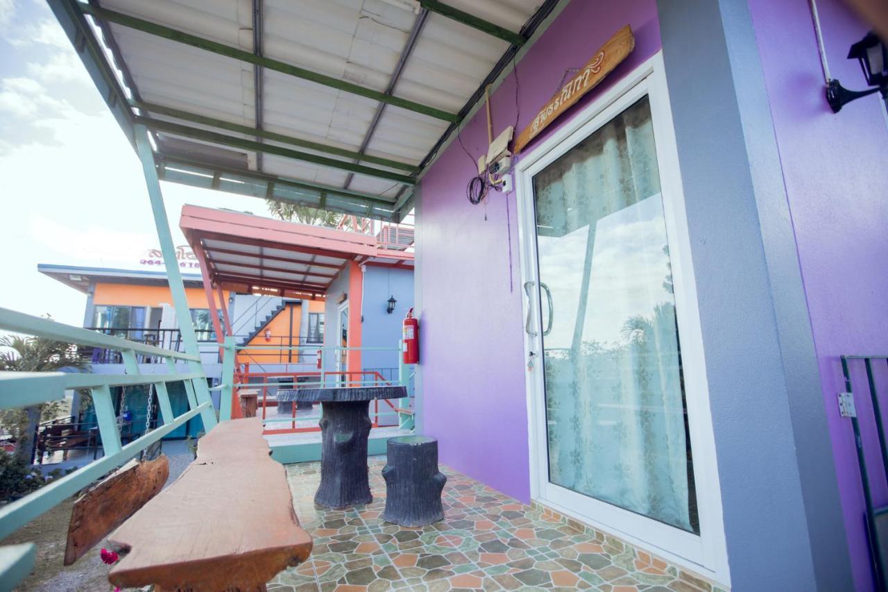 กุหลาบแดง Resort Khao Kho