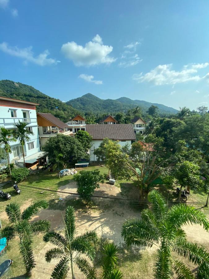 Budchui Koh Tao