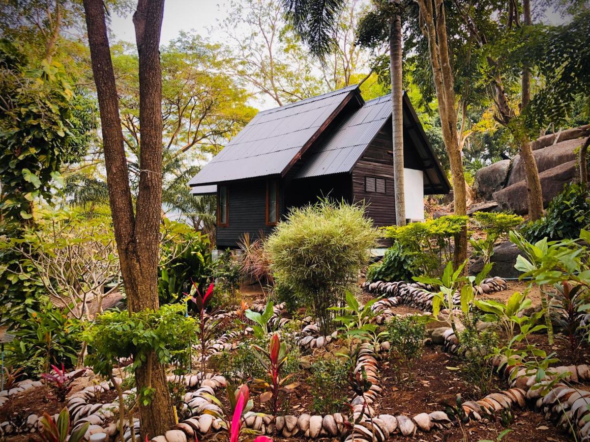 Thongtapan Resort 2*