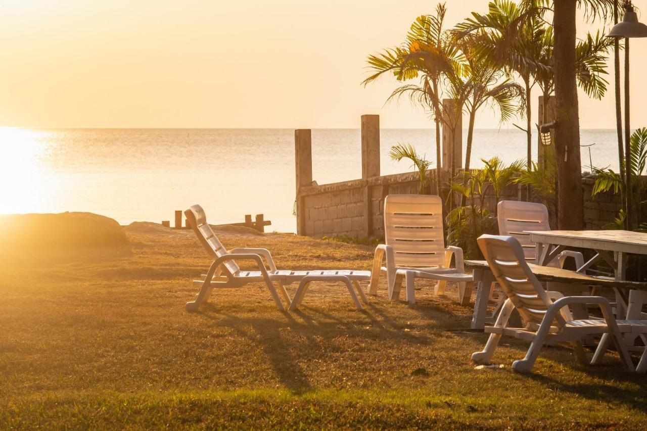Baan Imm Sook 3* Praia de Chao Lao