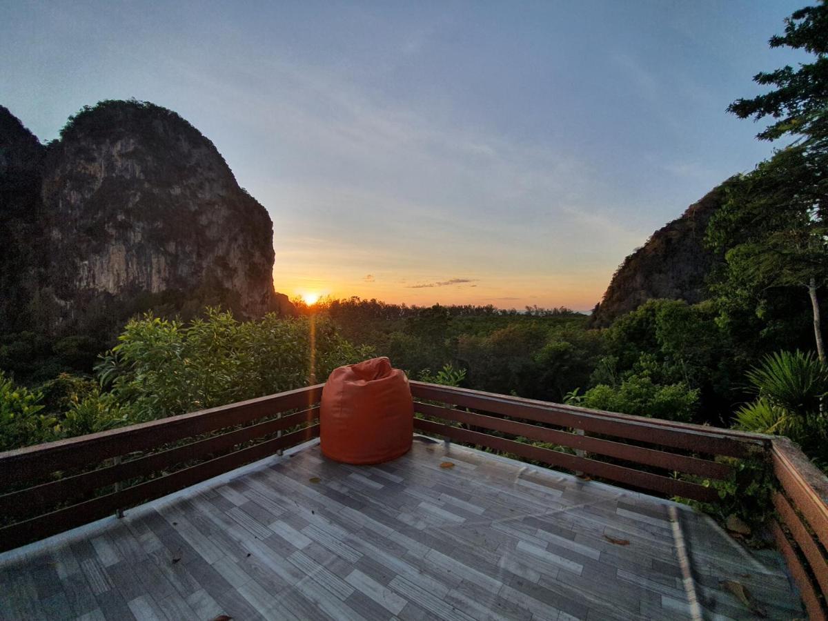 Resort Barefeet Heaven Hill Naturist Resort 3*