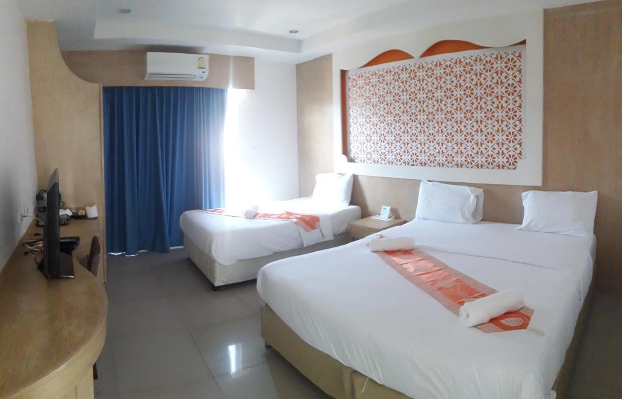 Red Sapphire 3* Patong