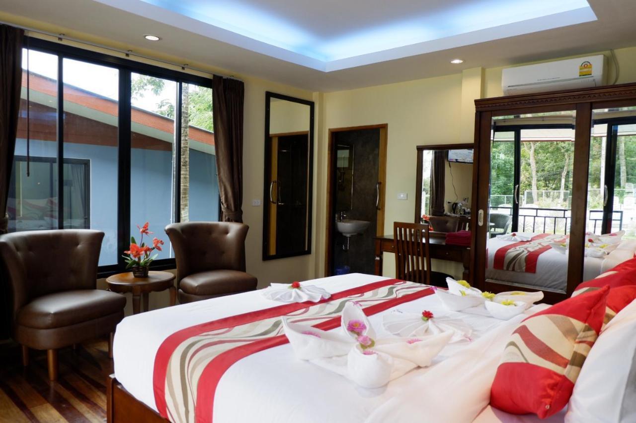 Resort Phi Phi Bonita 3*