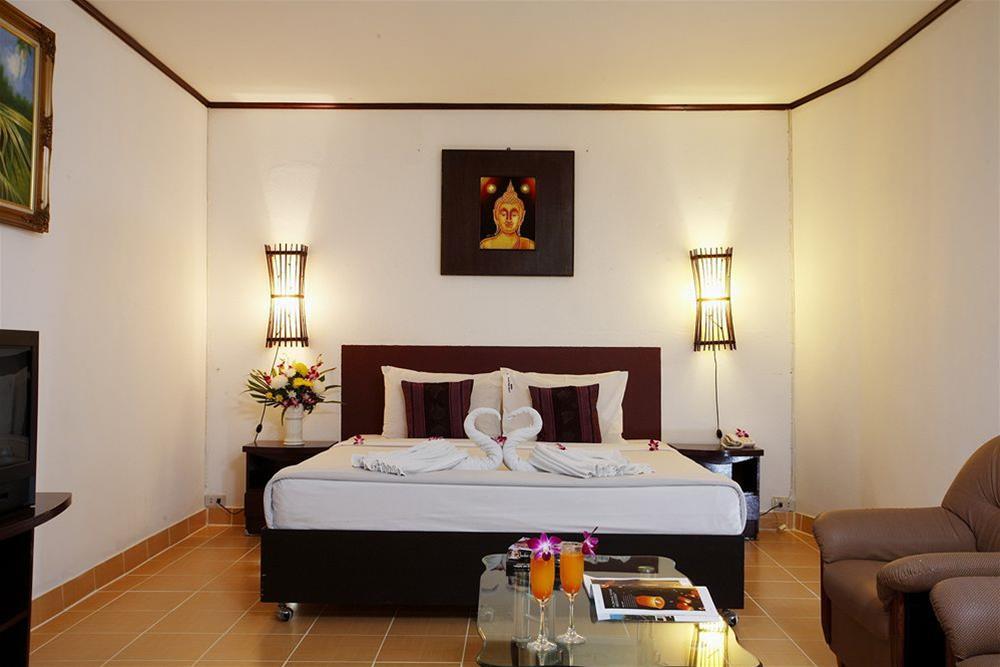 Bamboo & Hotel 3*